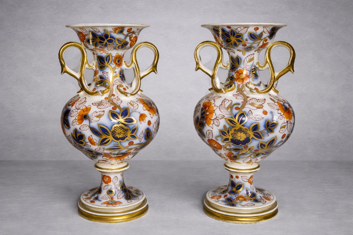 Paire de vases en porcelaine de Bayeux – Période Langlois 