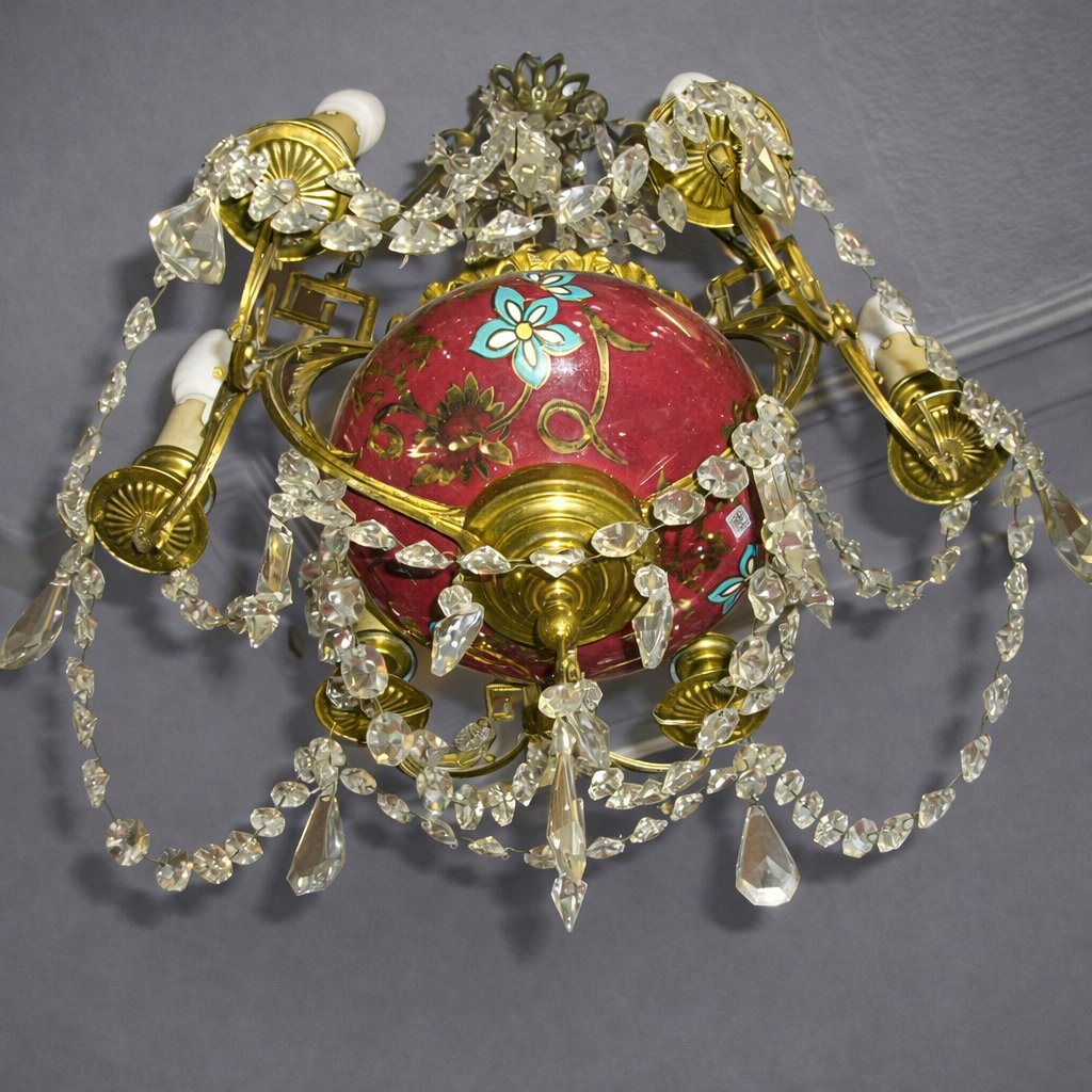 Louis XVI Chandelier In Gilt Bronze And Porcelain (sarregunemines)-photo-2