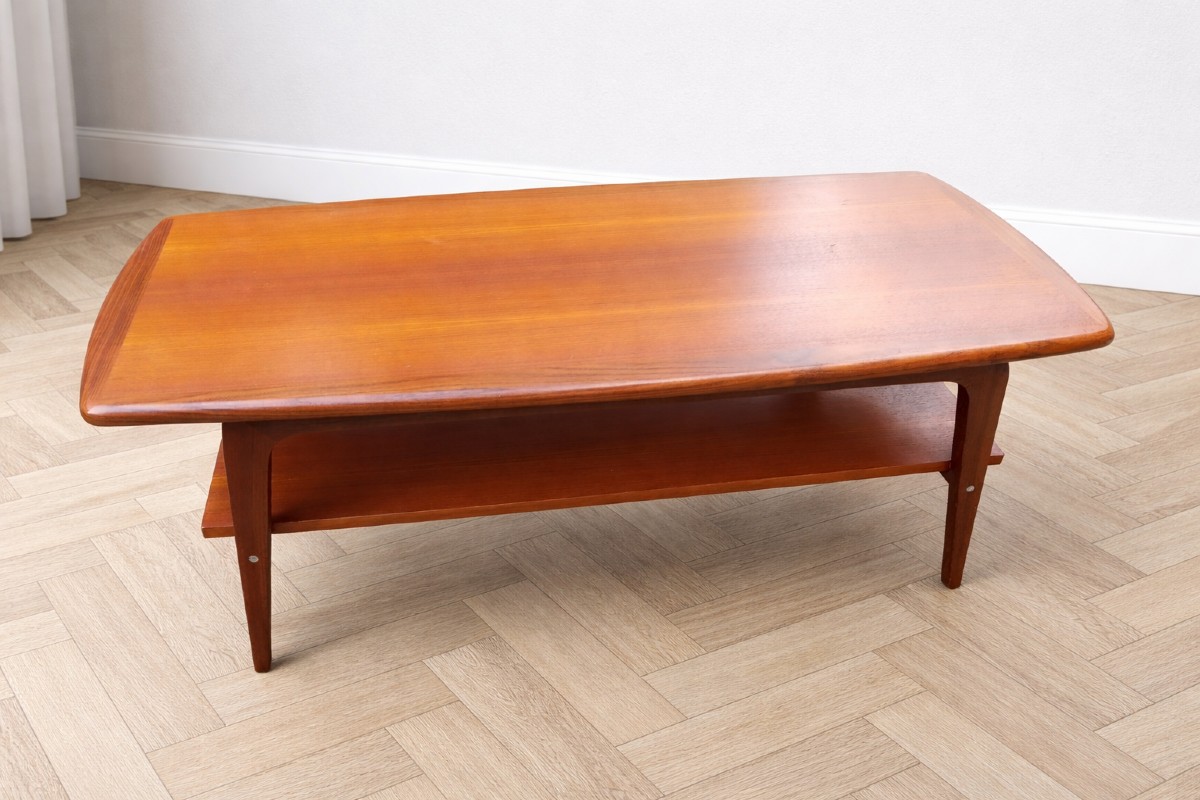 Table basse vintage  – Travail scandinave – XXe siècle