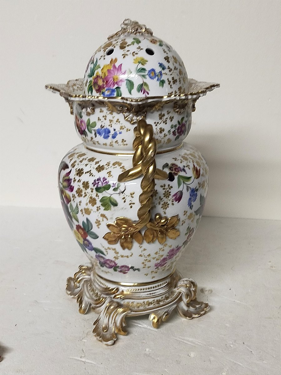 Covered Porcelain Flower Frog By Jacob Petit (1796-1868), Paris -photo-4