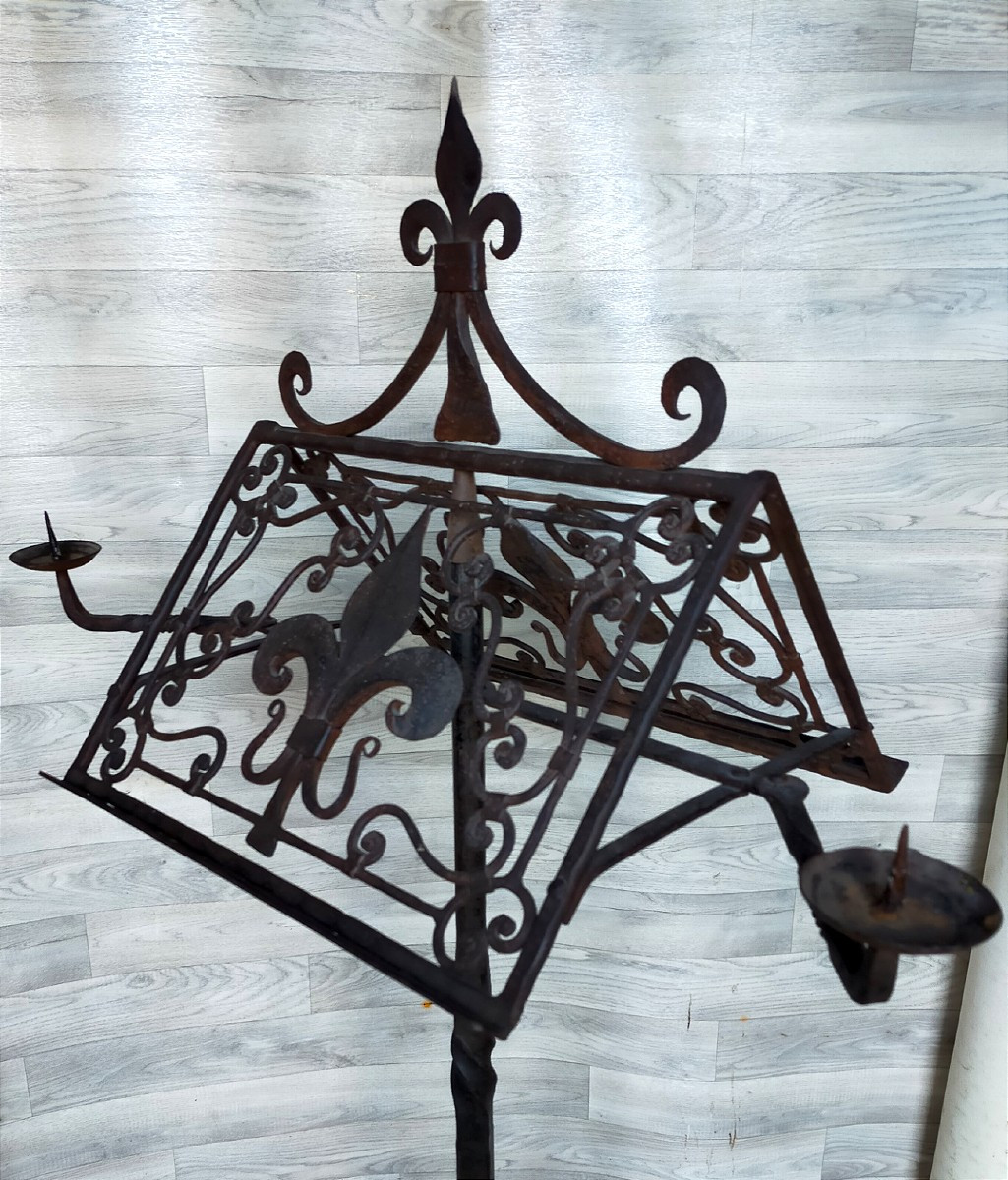 Important Wrought Iron Lectern – 19th Century With Candle Holder -photo-3