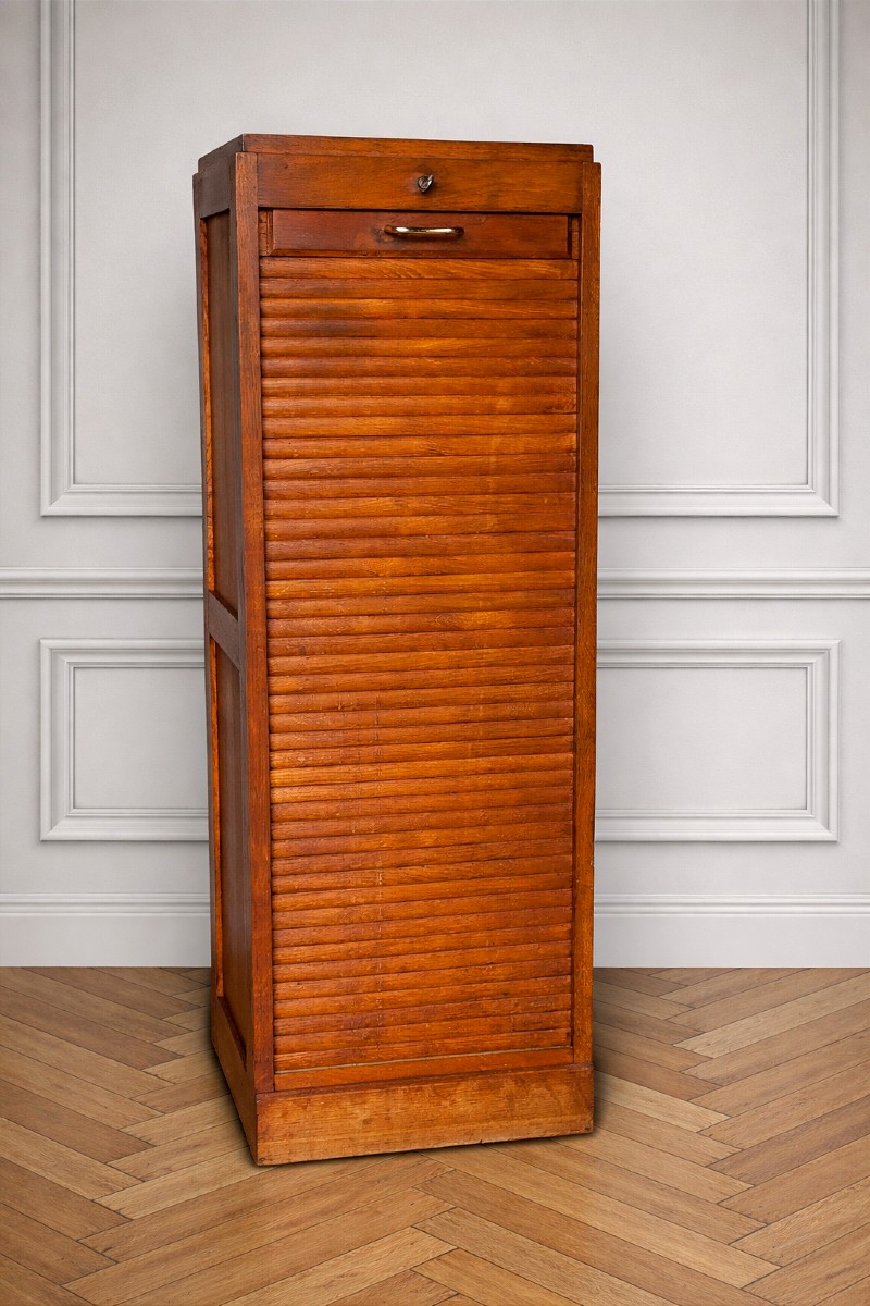 Light Oak Curtain Cabinet - Craft Furniture (chiffonnier )