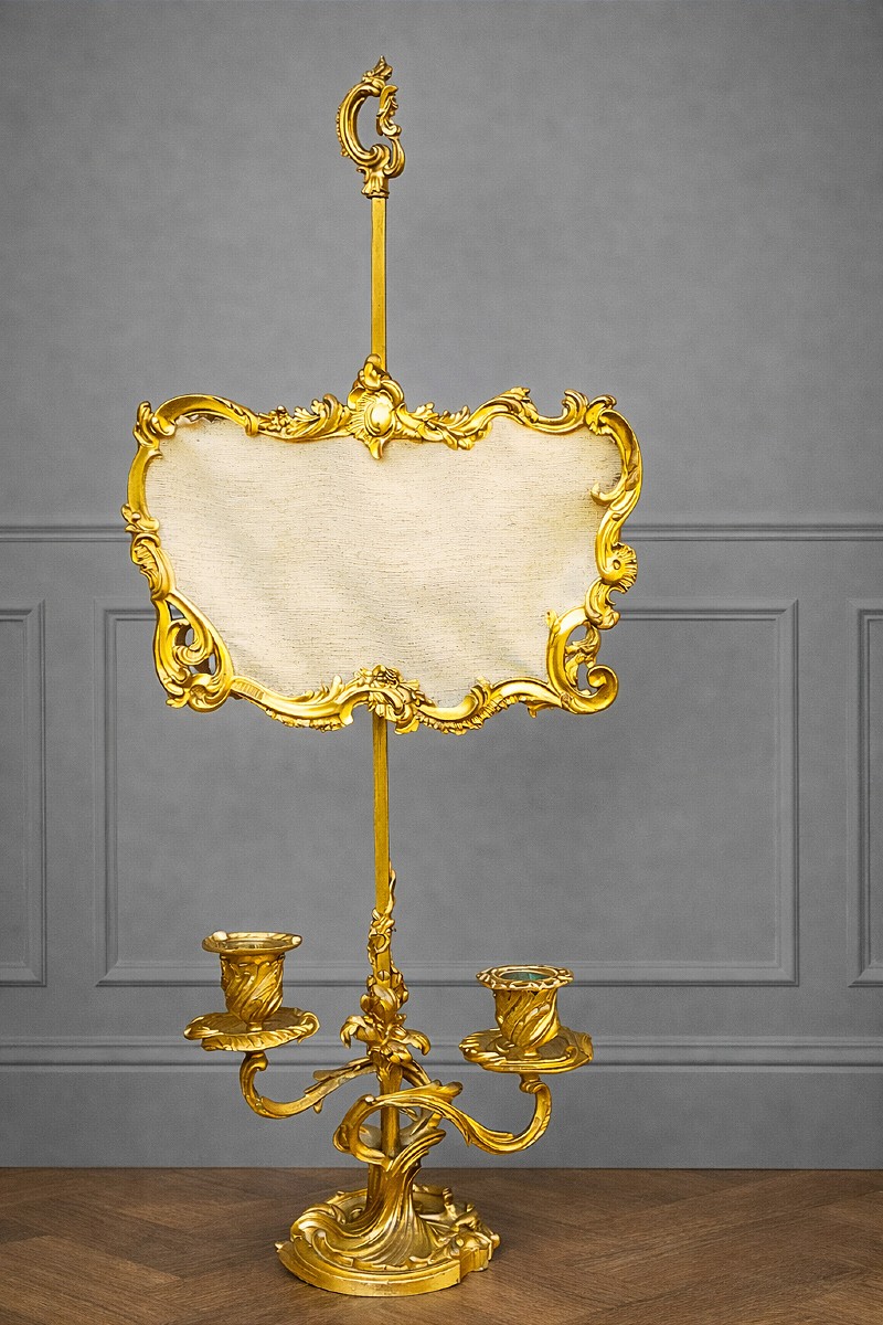 Gilt Bronze Screen Lamp - Louis XV Style (lampe Bouillotte )