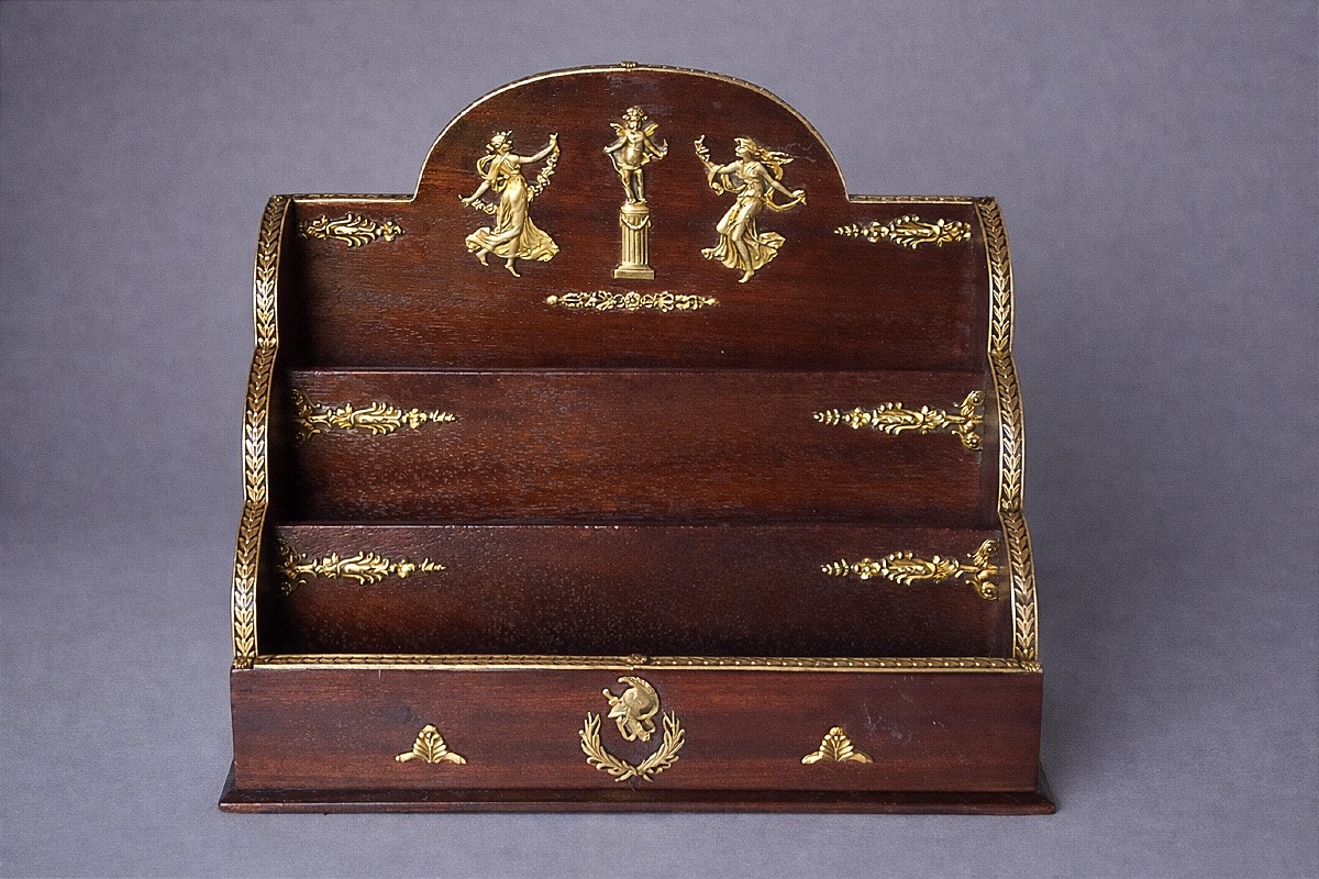 Range-courrier en acajou et bronze doré, style Empire ( lettres bureau)