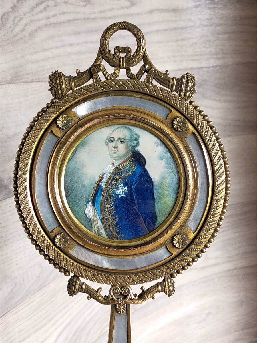 Face &agrave; main  bronze  &ndash; Miniature du Roi Louis XVI  &ndash; XIXe ( miroir coiffeuse empire)-photo-3