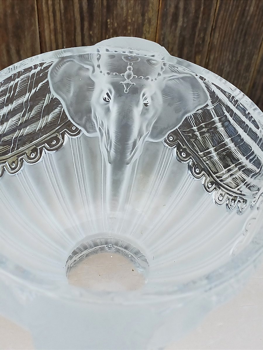 Baccarat Crystal Candy Dish Or Sugar Bowl, Orientalist Design Featuring Elephants-photo-1