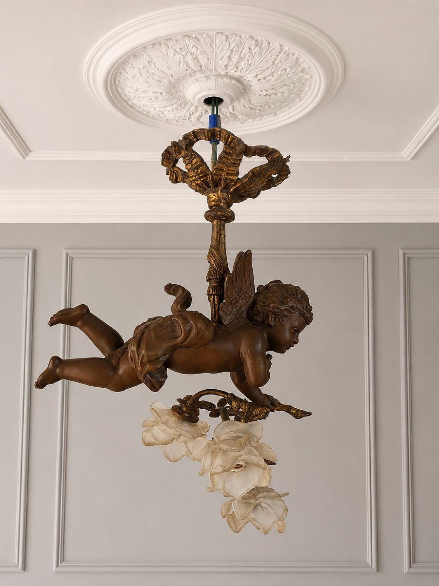 Cherub Chandelier (putti, Putto, Angel)