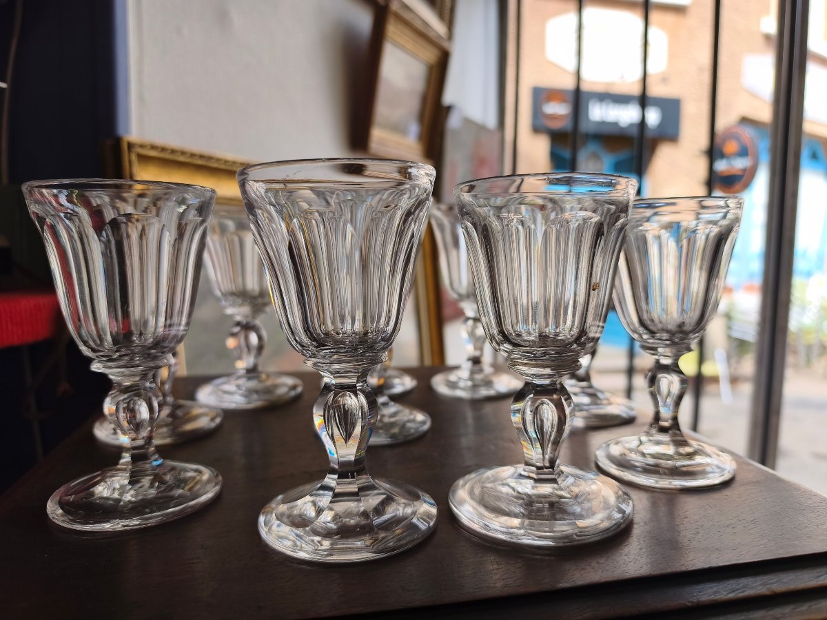 10 Baccarat Crystal Glasses 