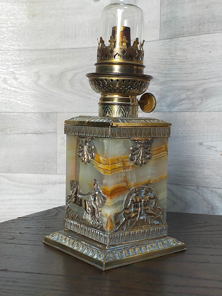 Napoleon III-style Bronze And Onyx Oil Lamp