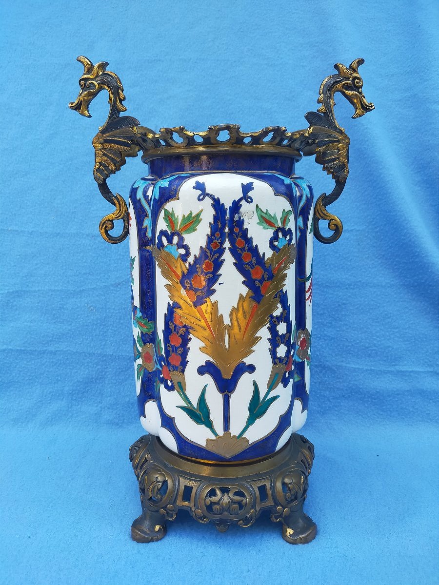 Large Earthenware Vase With A Bronze Frame Featuring Dragons 