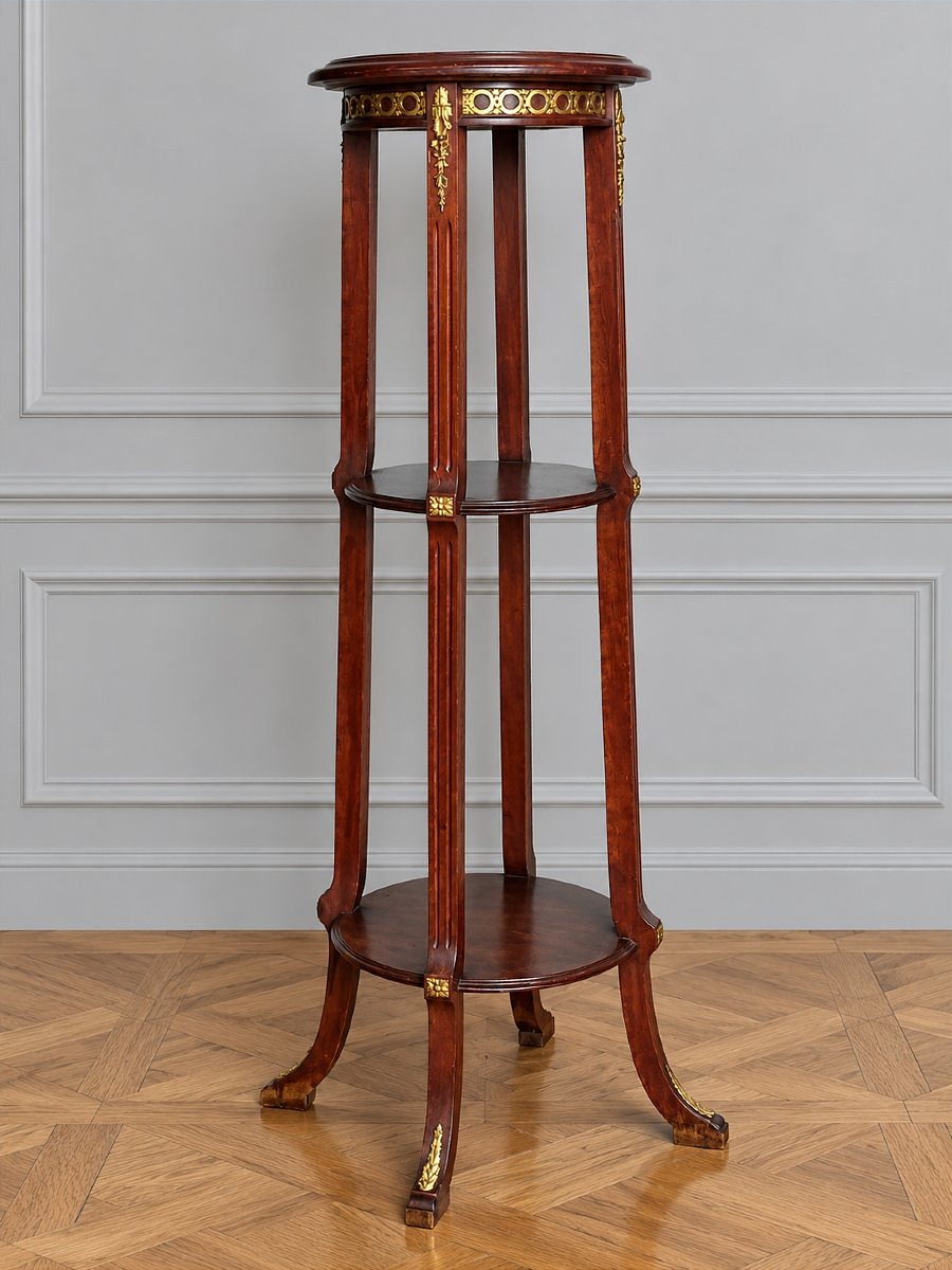 Louis XVI-style High-backed Chair With Three Panels