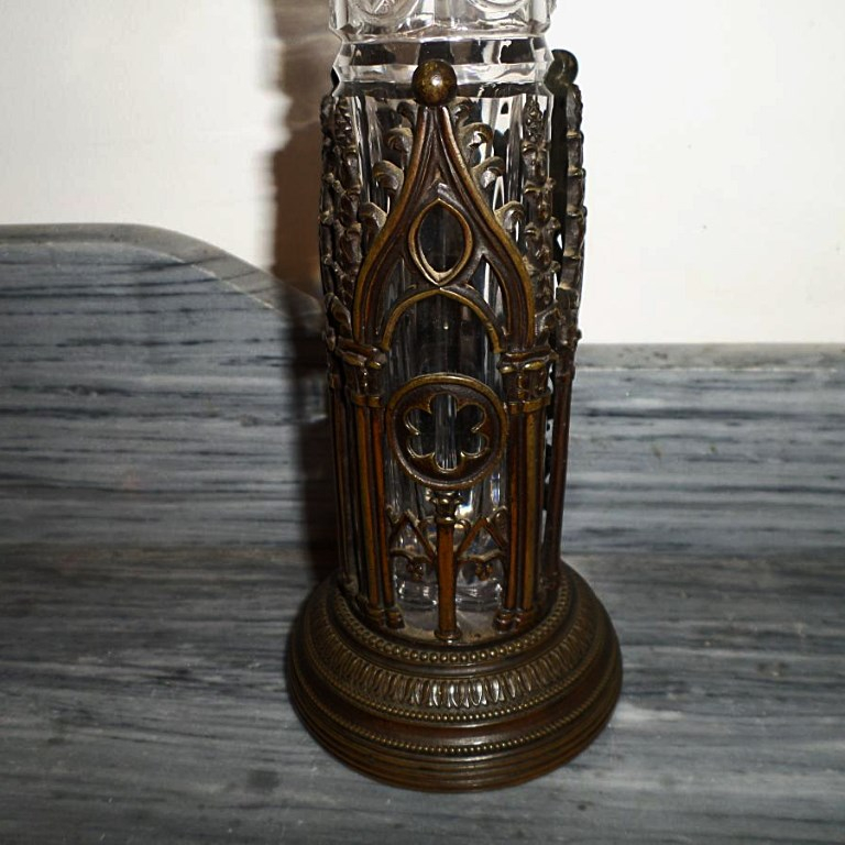 Flacon Néo Gothique Cristal Et Bronze XIXème-photo-2