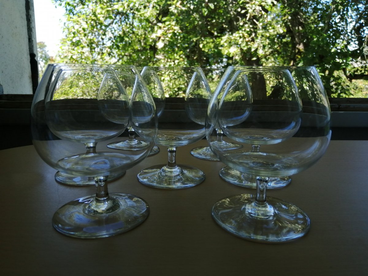 Seven Baccarat Crystal Wine Glasses-photo-4