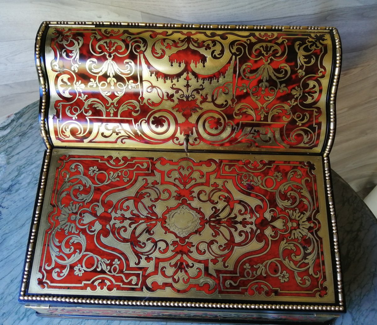 écritoire En Marqueterie Boulle Avec Encrier Intérieur 