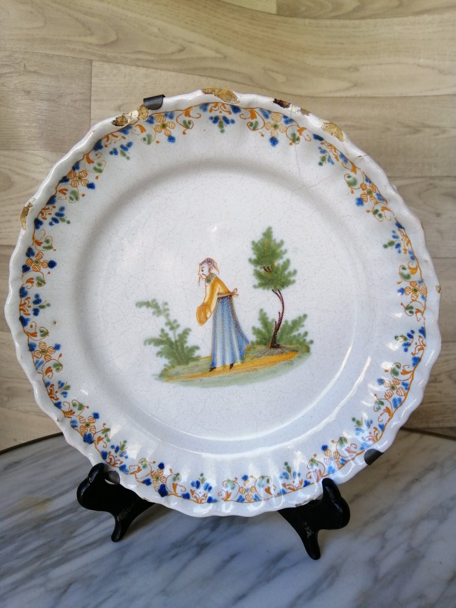 18th Century Chinese Plate