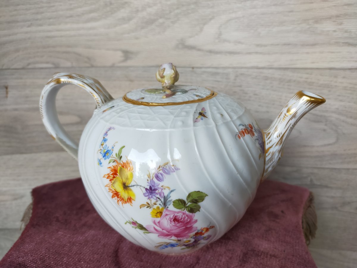 Meissen Porcelain Teapot-photo-4