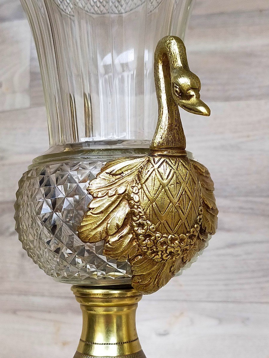 Large Charles X Bronze And Crystal Vase Decor Of Swan Heads-photo-1