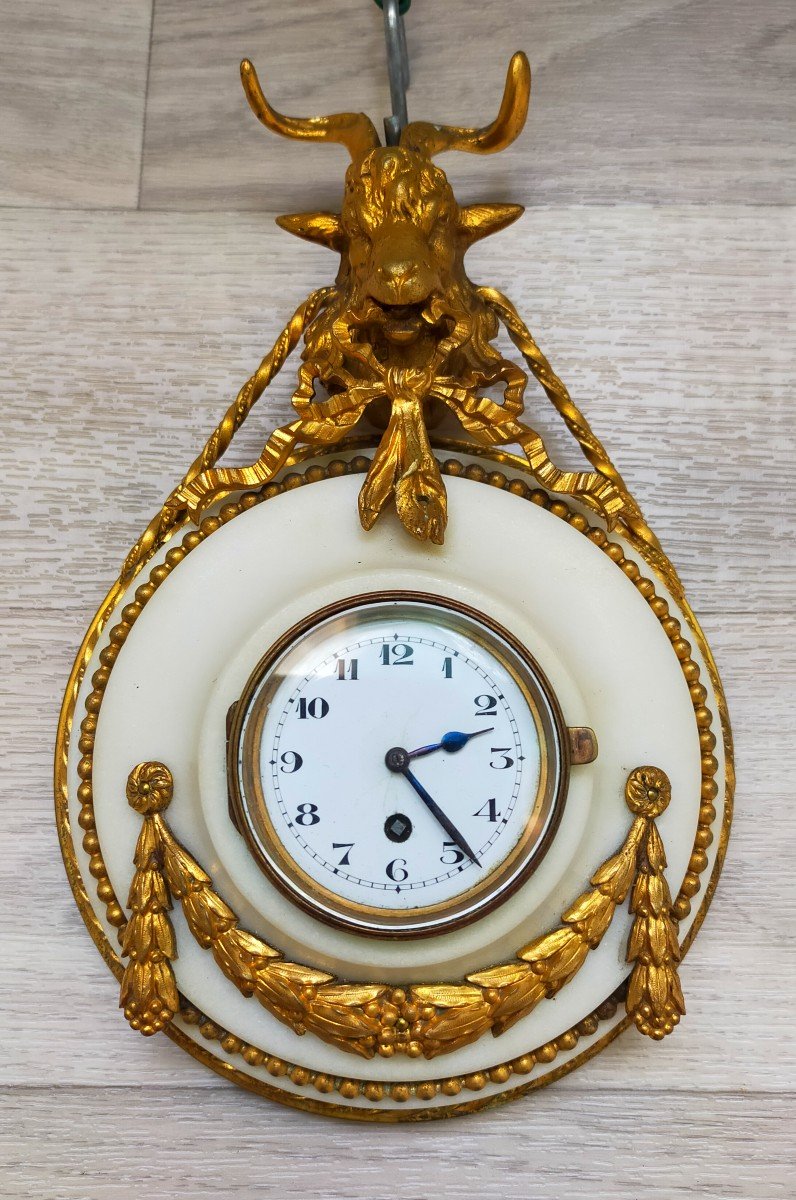 Petit Cartel louis xvi En Bronze Doré ( Pendule, horloge)