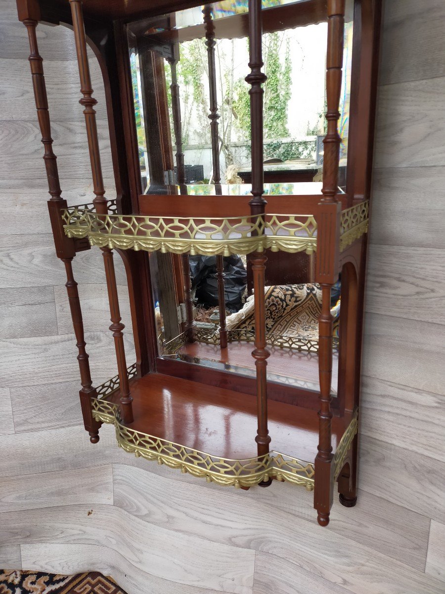 Mahogany And Gilt Bronze Wall Shelf Stamped Antique Medallion-photo-2