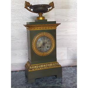 Grande Pendule Borne En Bronze Epoque Restauration  Charles X 