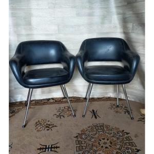 Pair Of Leather And Metal Armchairs Dlg Eero Saarinen