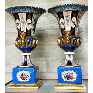 Pair Of Medici Vases In Paris Porcelain Charles 