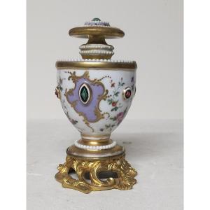 Paris Porcelain Perfume Bottle With Bronze Mount 