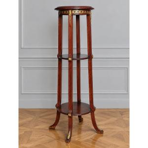 Louis XVI-style High-backed Chair With Three Panels