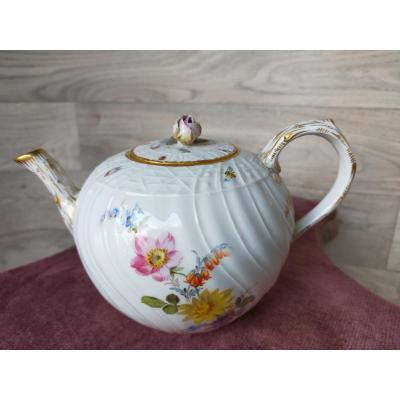 Meissen Porcelain Teapot