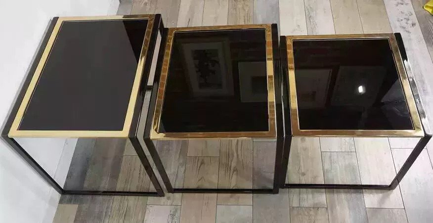70s Nesting Side Tables In Black Lacquered And Gold Plated Metal-photo-3
