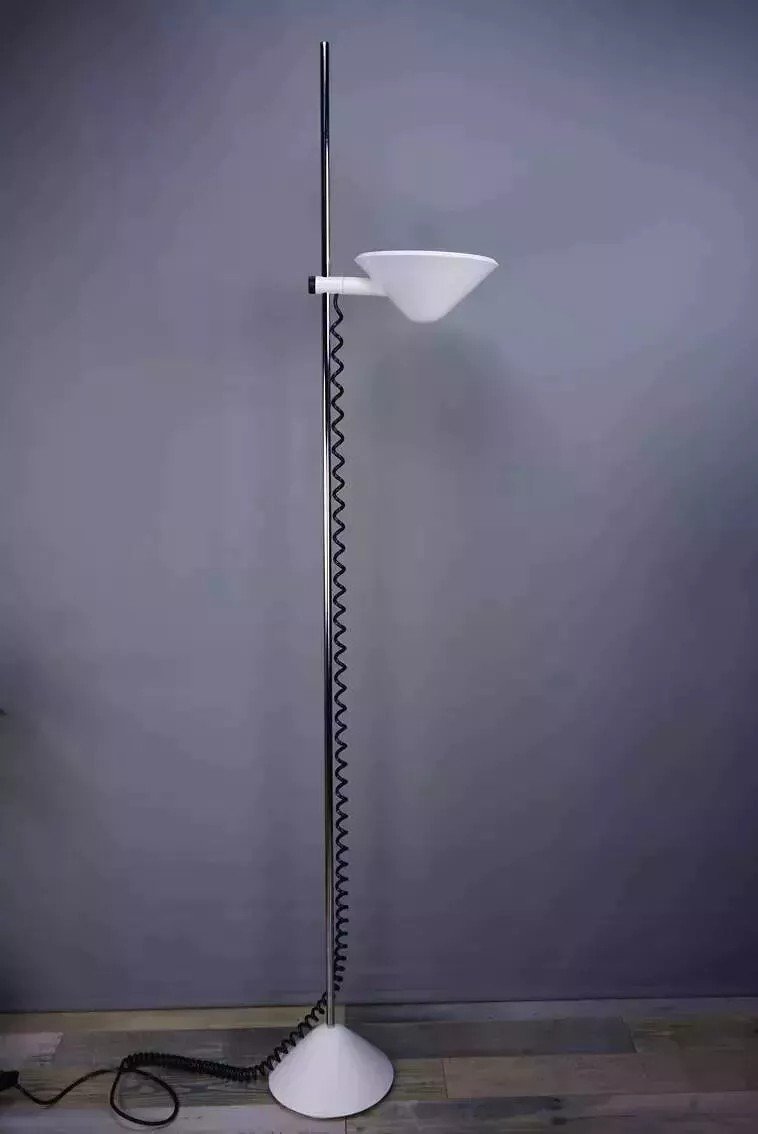 White Italian Design Floor Lamp From The 70s By Mauro Mazollo-photo-4