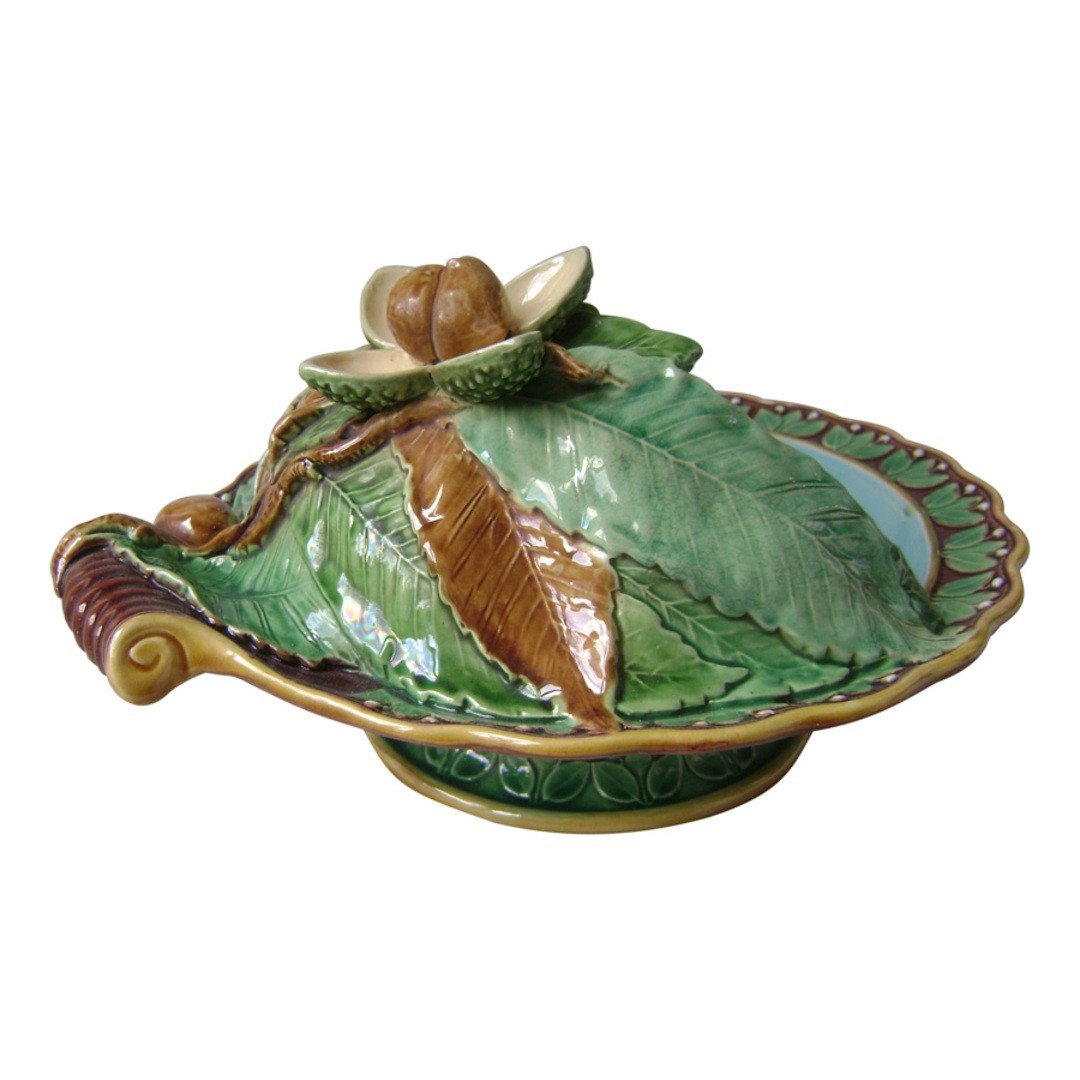 A Minton Majolica Chestnut Serving Dish (circa 1866)