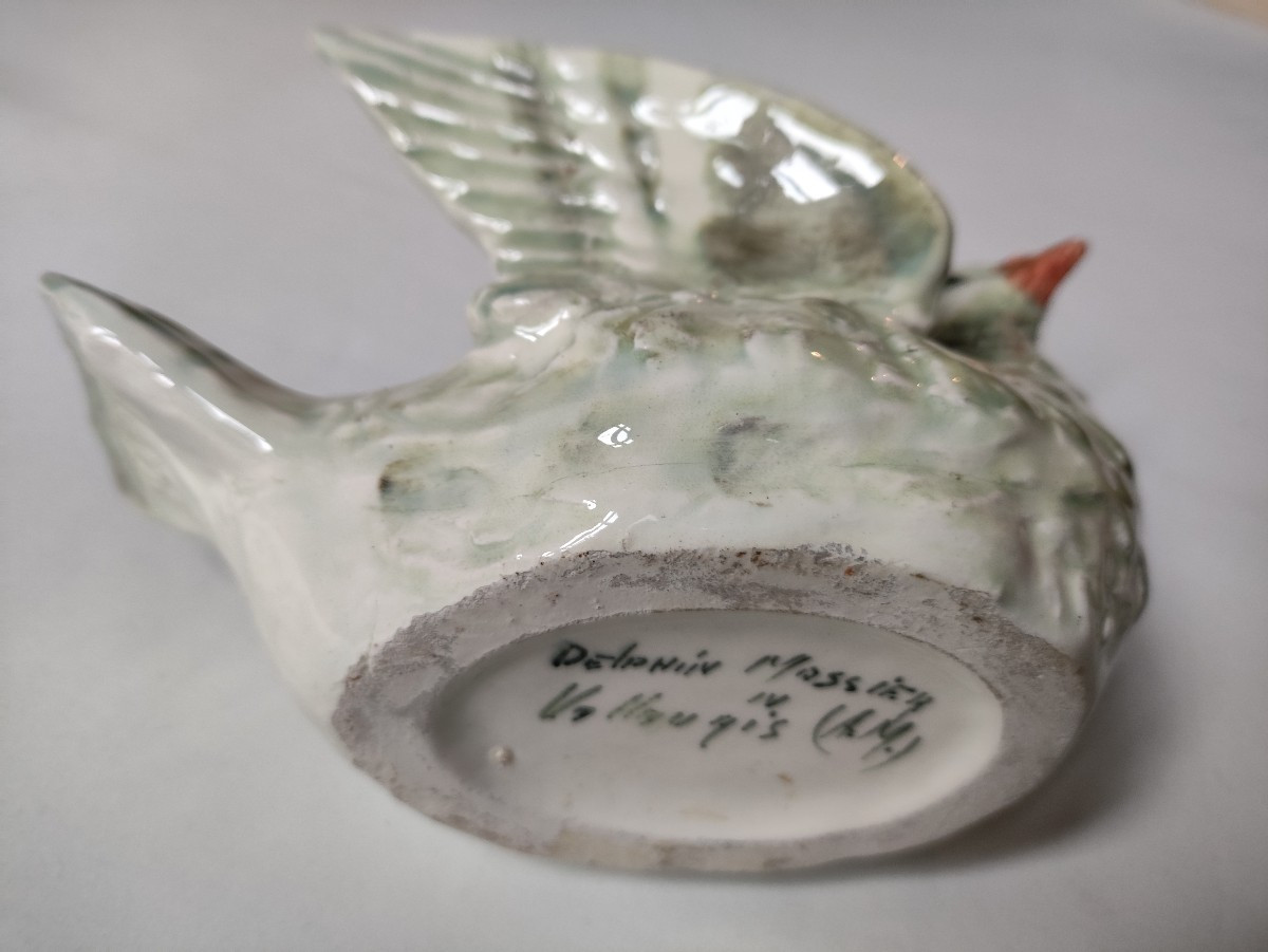 Majolica - ‘’Tourterelle’’ formant vide-poche en barbotine signé Delphin Massier à Vallauris-photo-4