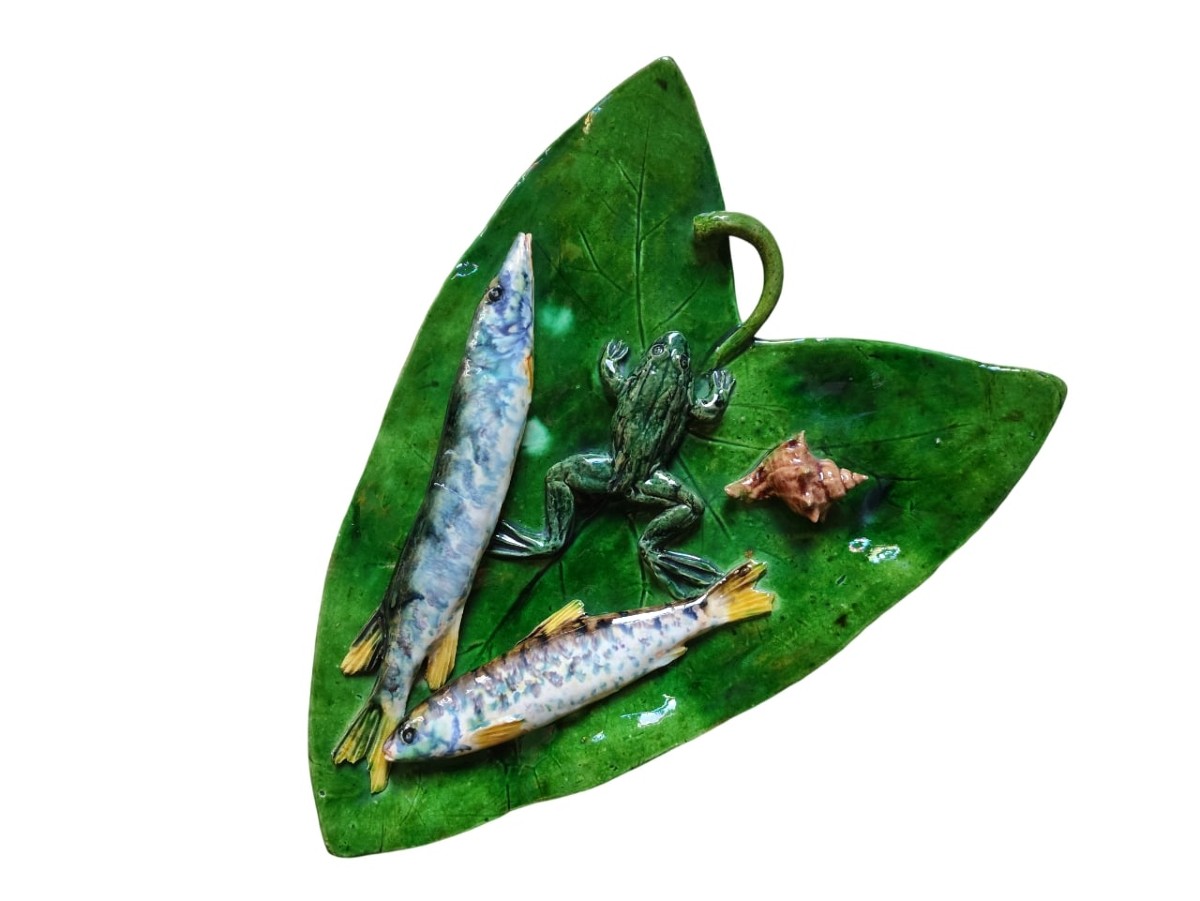 Suiveurs de Bernard Palissy “Plaque murale à décor de poisson” Alfred Renoleau (1854 - 1930)