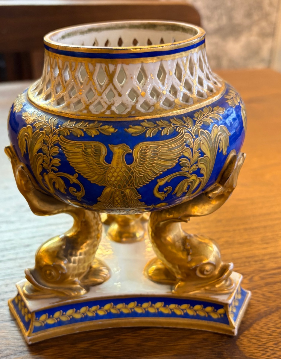 Pot pourri en porcelaine dans le goût de Sèvres 