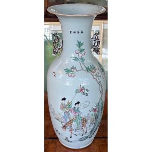 Vase en porcelaine - Chine fin XIX ème siècle
