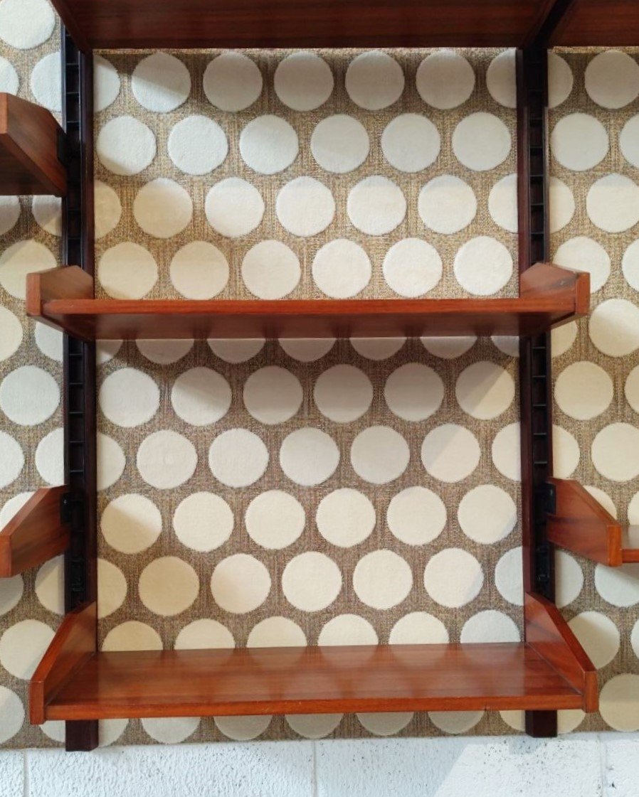 Italian 1960s Wall Bookcase, Polka Dot Wallpaper-photo-5