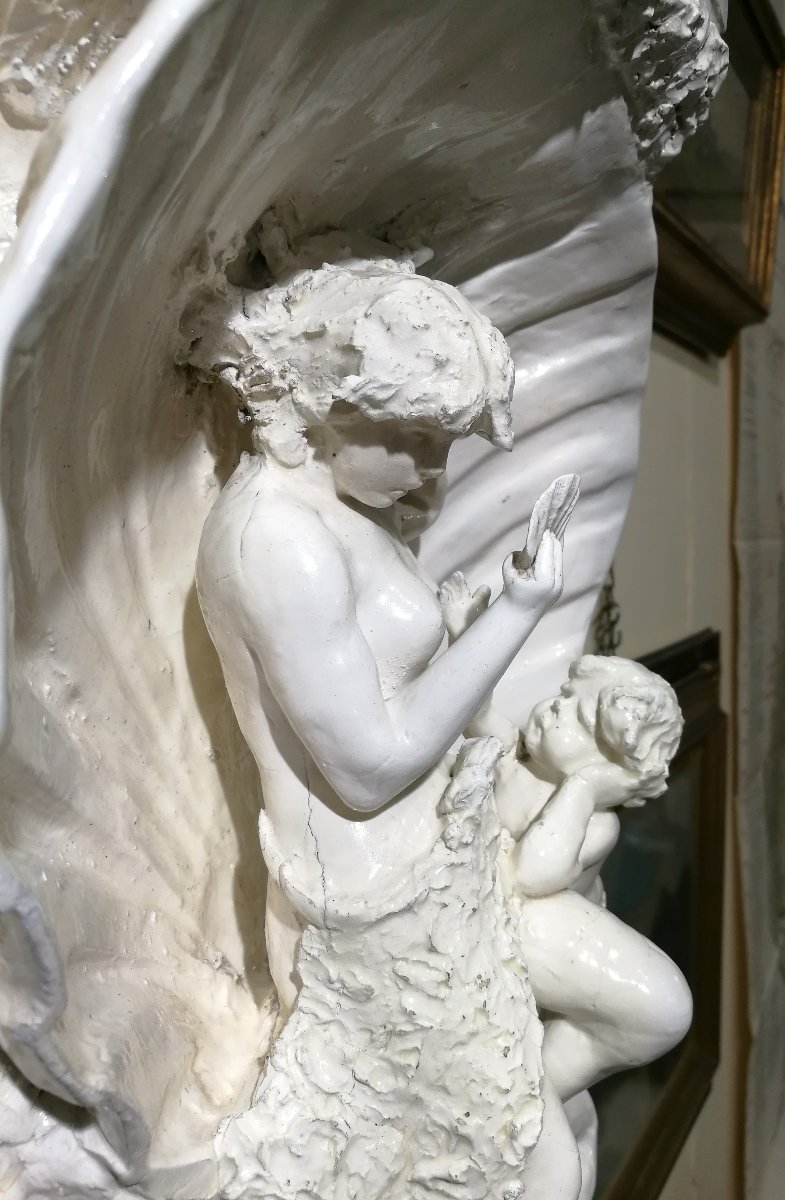 19th Century White Ceramic Sculpture, Venus At The Mirror With Cupid-photo-3