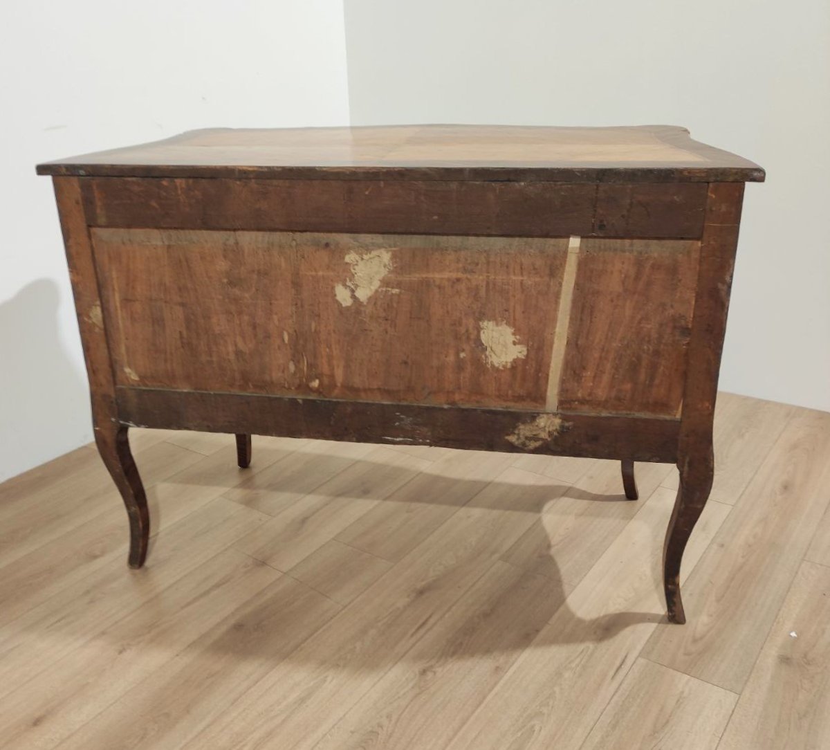 18th Century Italian Chest Of Drawers Veneered With Fine Woods-photo-8