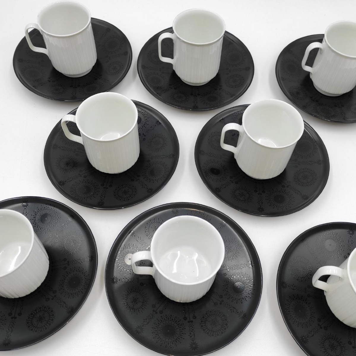 Service à café Rosenthal « Porcelaine Noire » pour 8 personnes, conçu par Tapio Wirkkala en 196-photo-2