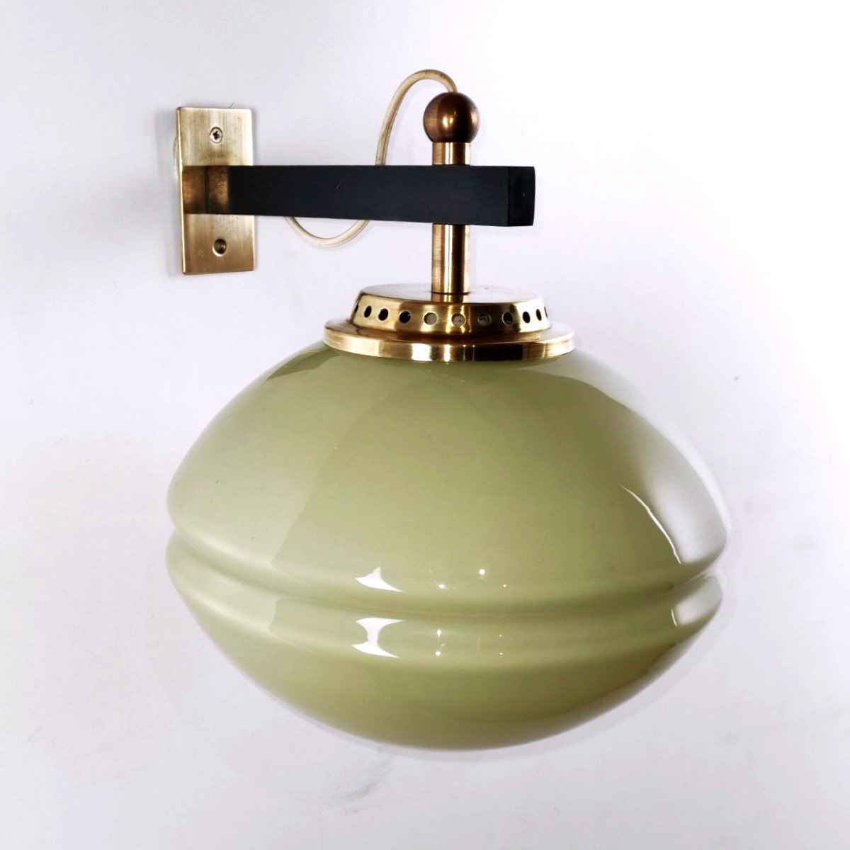 Applique murale en laiton et verre sous verre, Italie, années 1950