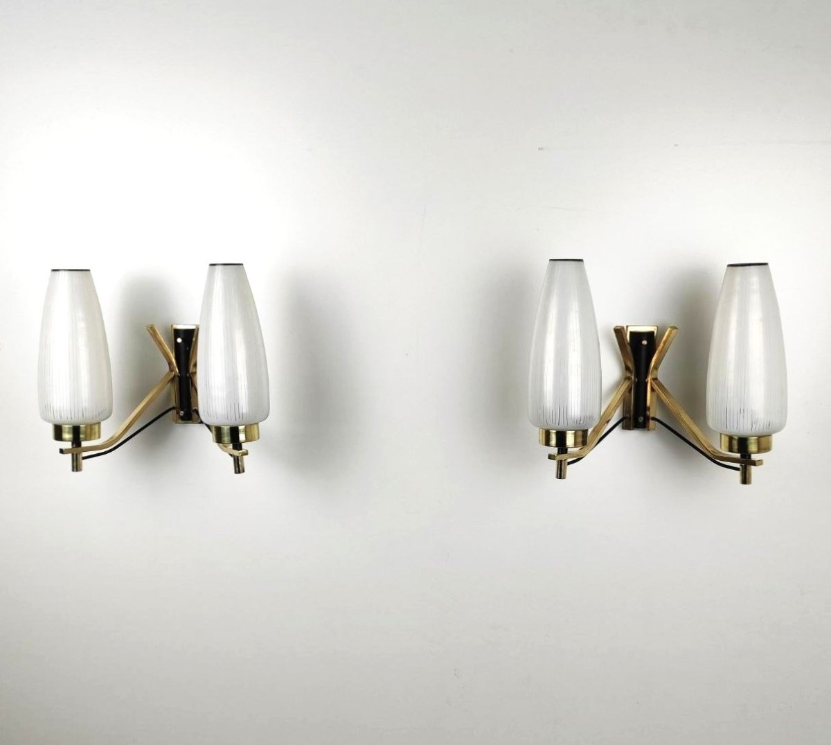 Pair Of Double-light Brass And Glass Wall Lamps From The 1950s-photo-2