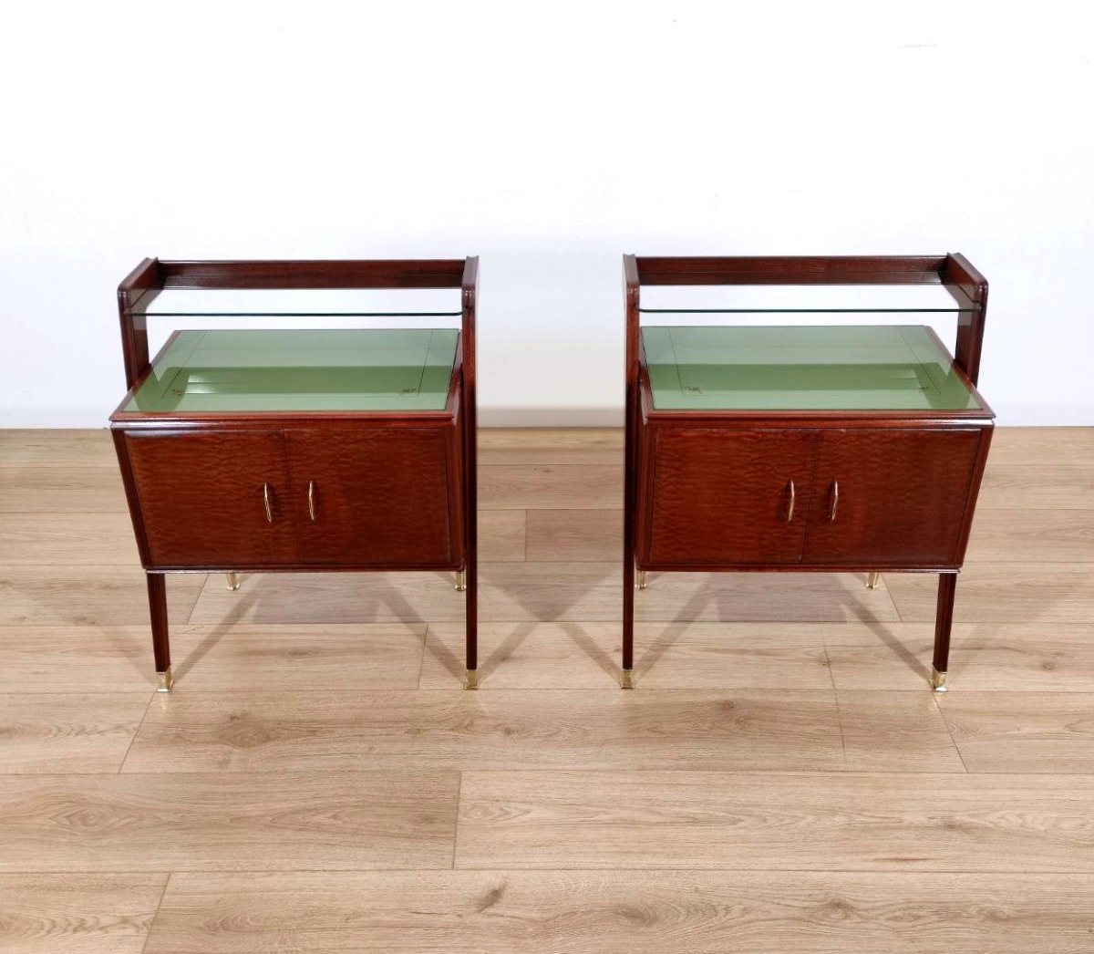 Pair Of Mahogany, Brass, And Glass Bedside Tables, Italy, 1950s-photo-3