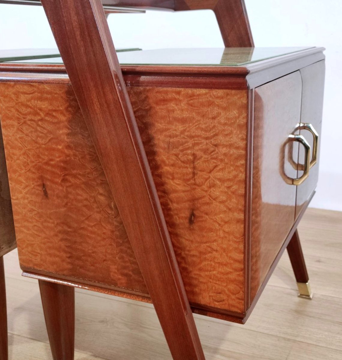 Pair Of Mahogany, Brass, And Glass Bedside Tables, Italy, 1950s-photo-2