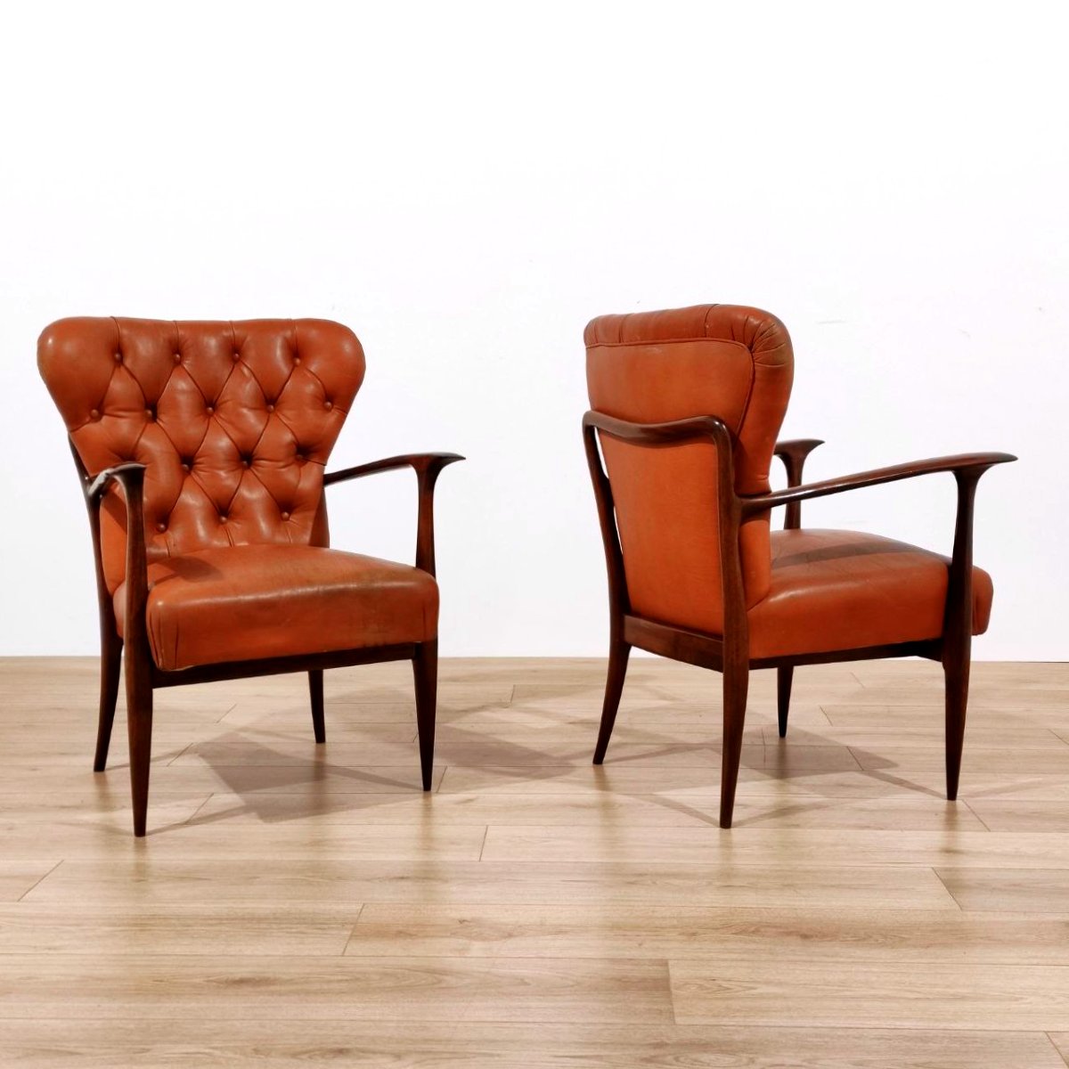 Paire de fauteuils en bois et cuir, attribués à Paolo Buffa, années 1950-photo-4