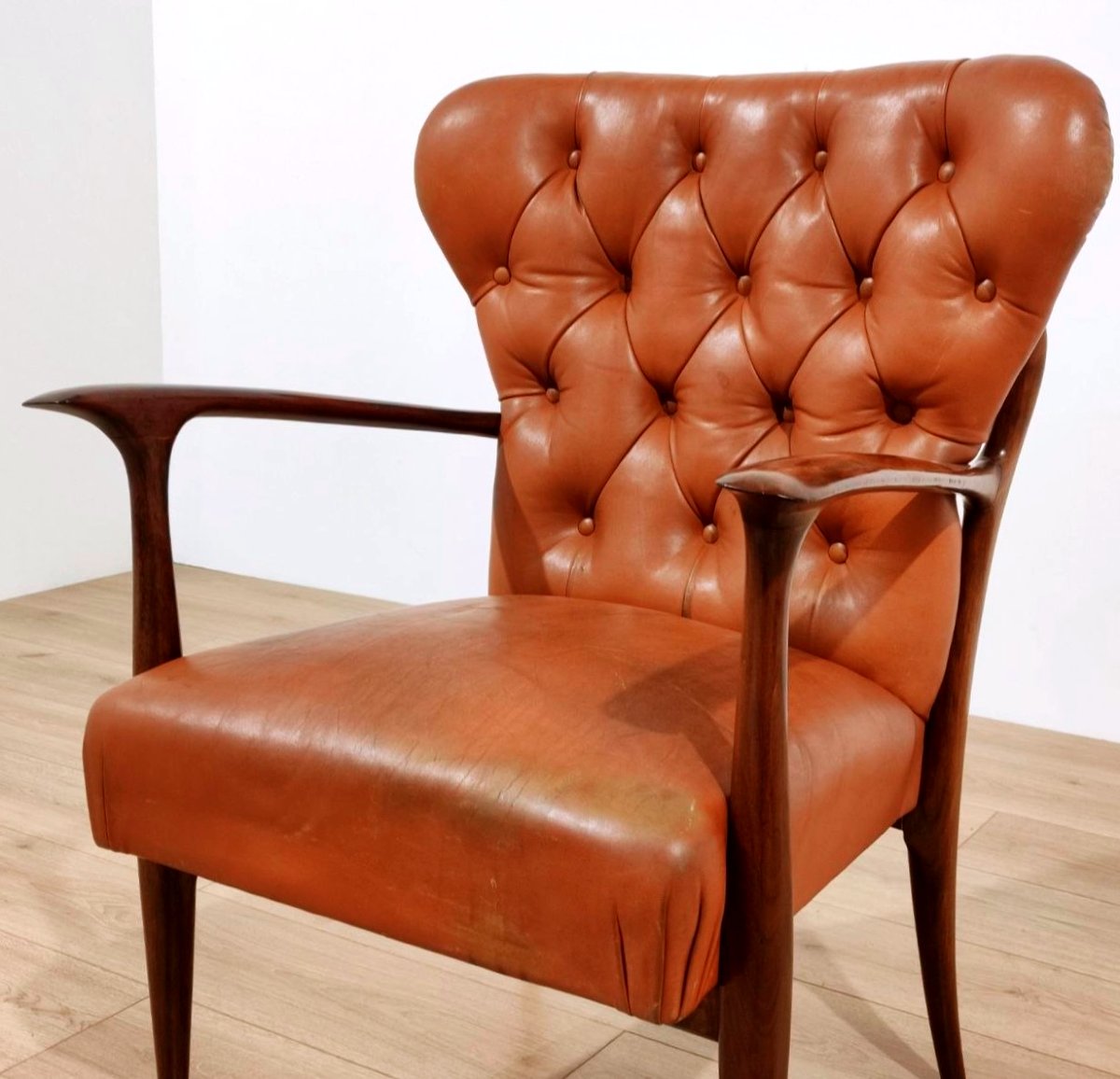 Paire de fauteuils en bois et cuir, attribués à Paolo Buffa, années 1950-photo-6