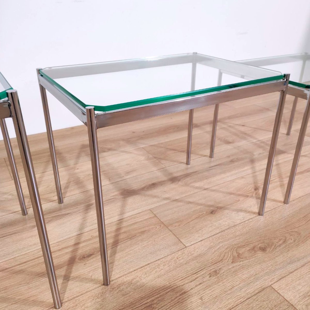 Ensemble de 3 tables gigognes en verre et métal chromé, années 1970-photo-3