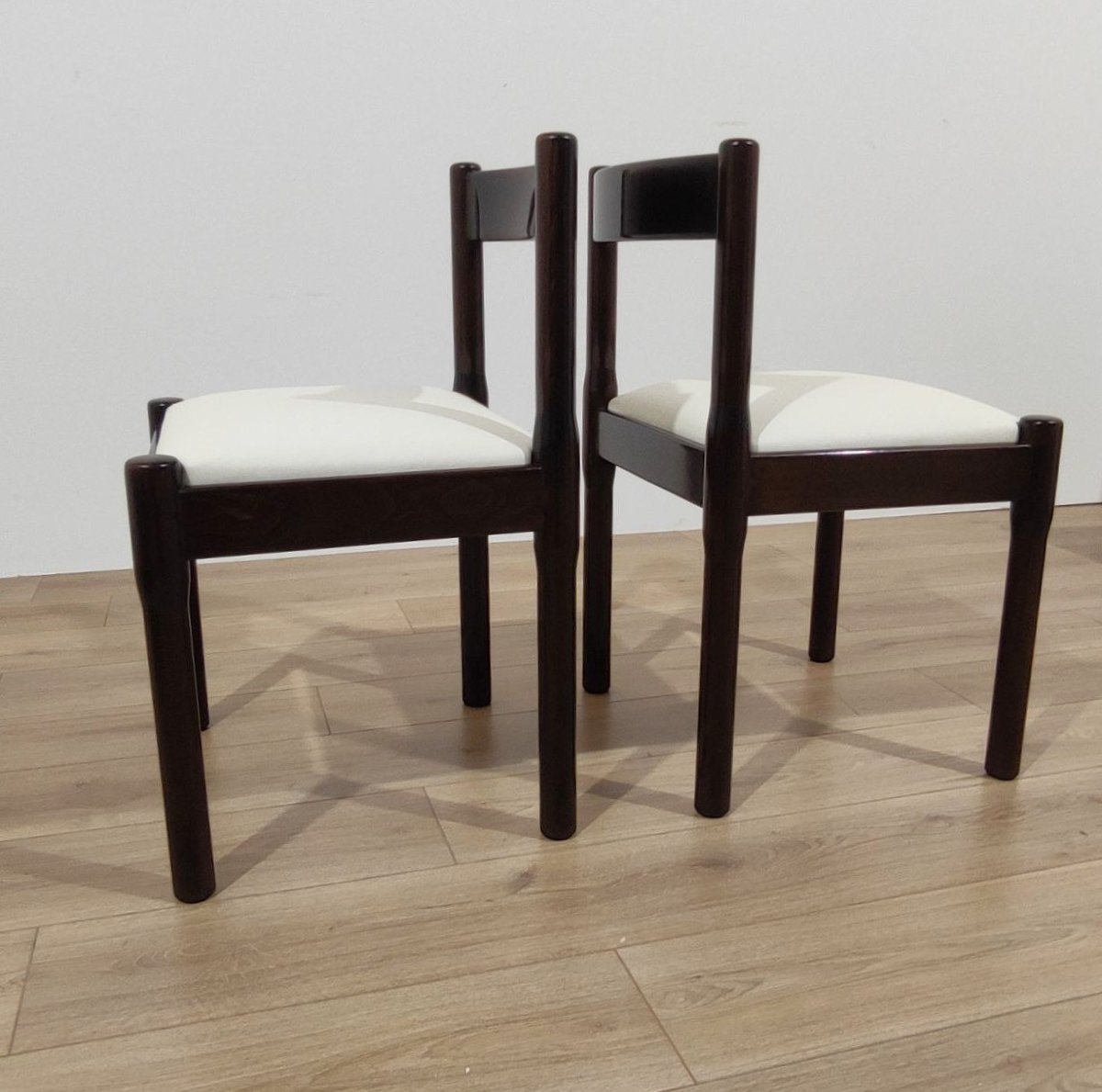Set Of 4 Cassina Chairs By Vico Magistretti, 1960s-photo-1