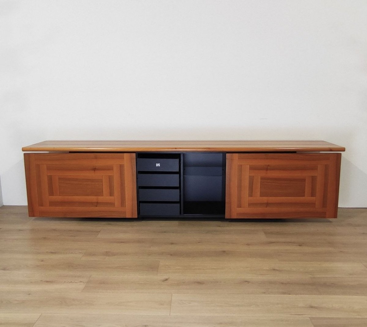 Buffet « Sheraton » de G. Stoppino & L. Acerbis, produit par Acerbis dans les années 1970-photo-1