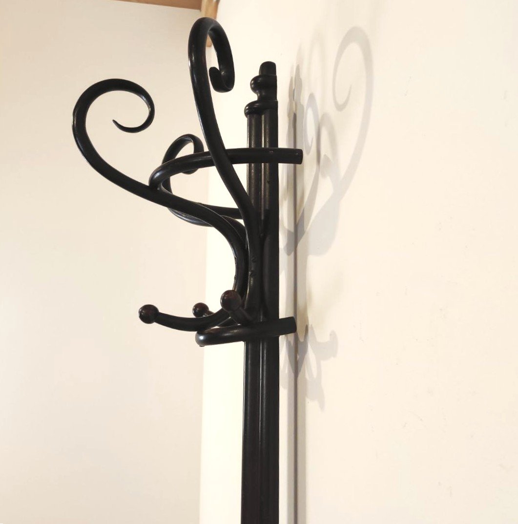 Thonet, Coat Rack And Umbrella Stand In Curved Wood, Ca. 1890-photo-1